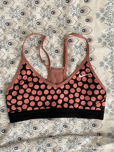 Nike spor sutyeni