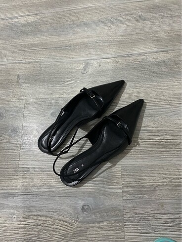 Zara Zara siyah babet