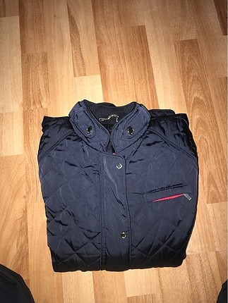 Zara yeni mont 1 kere giyildi