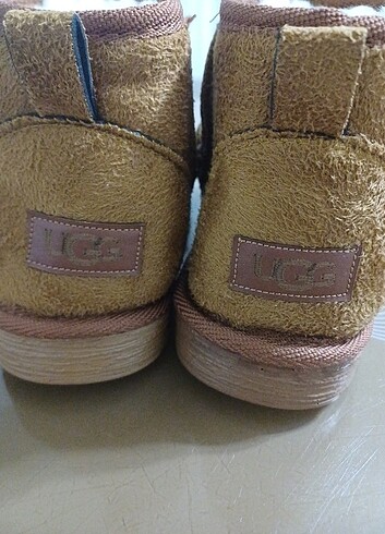 Ugg Ugg kadın bot