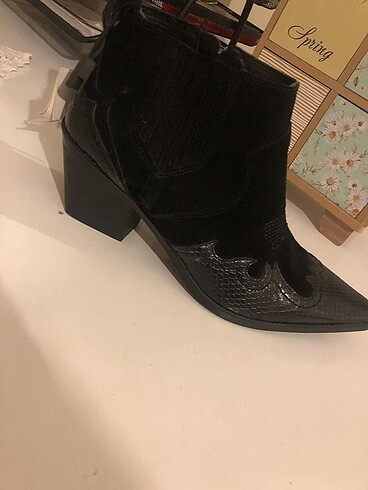 39 Beden Zara bot