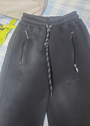 9 Yaş Beden Siyah Fermuarlı Erkek Çocuk Eşofman Altı