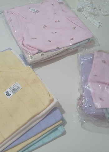 4,5,8,9 yaş Pembe Çiçek Desenli Kız Çocuk Atlet - Görsel 3