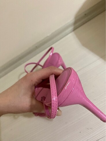37 Beden Bershka ince topuklu ayakkabı