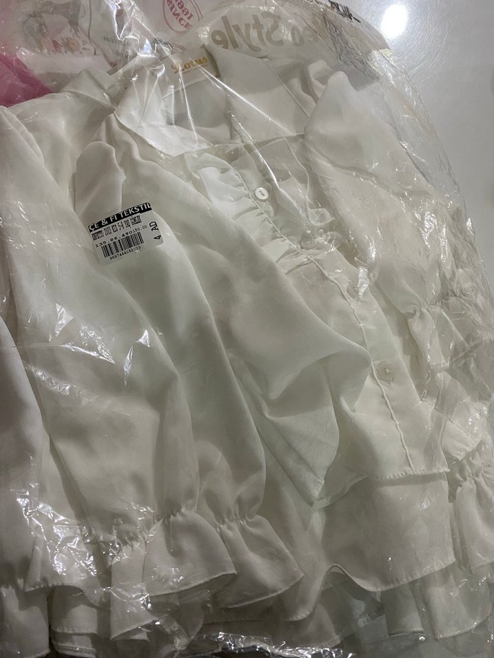 Beyaz Fırfırlı Kız çocuk Gömlek - Görsel 3