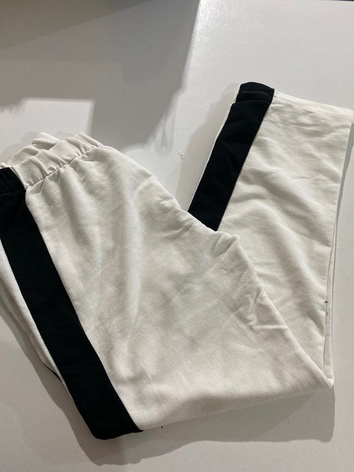 Gri Şeritli Beyaz Kadın Eşofman Altı - Görsel 3