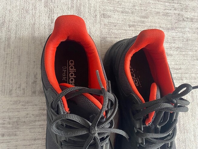 38,5 Beden Adidas spor ayakkabı