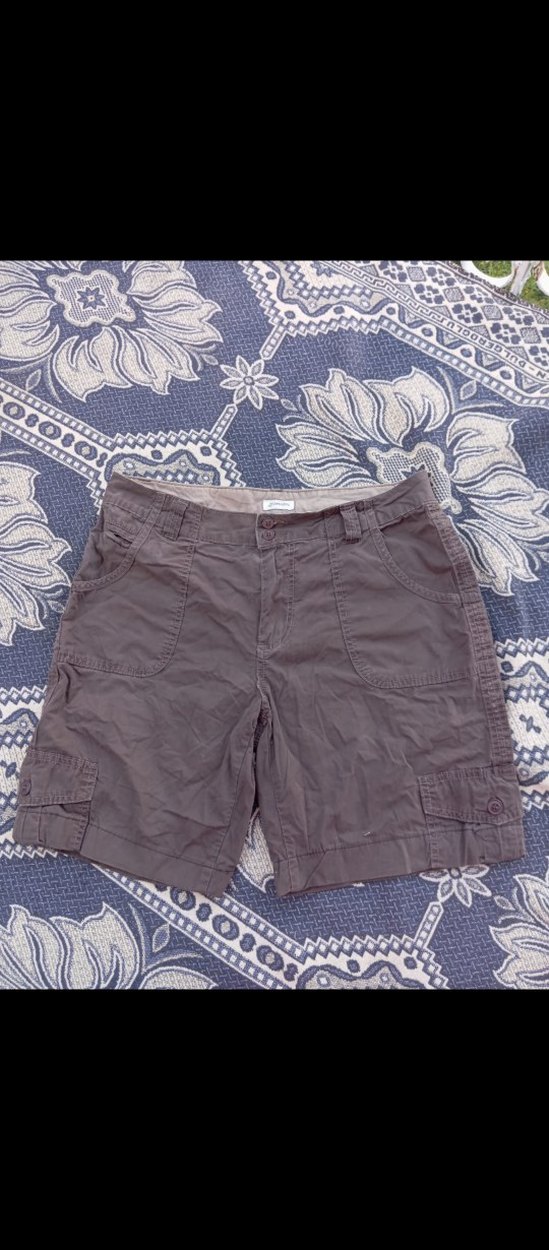 Düğmeli Kahve rengi  şort - Görsel 2