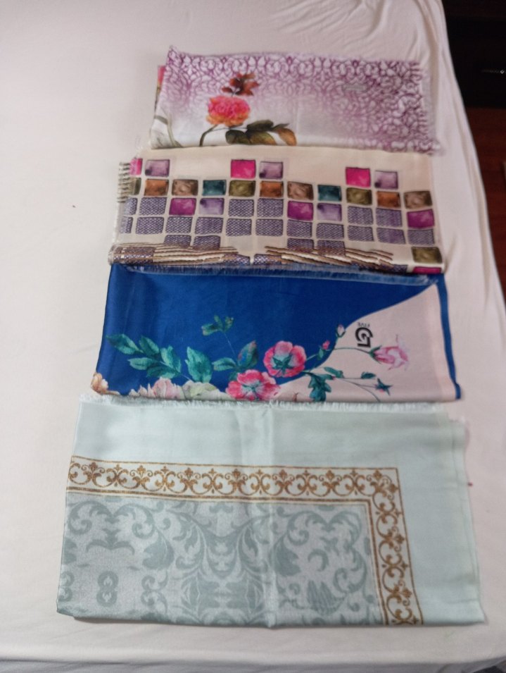 Renkli Baskılı Kadın eşarp - Görsel 2