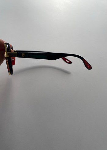 Ray-Ban Ferrari Güneş Gözlüğü - Görsel 6
