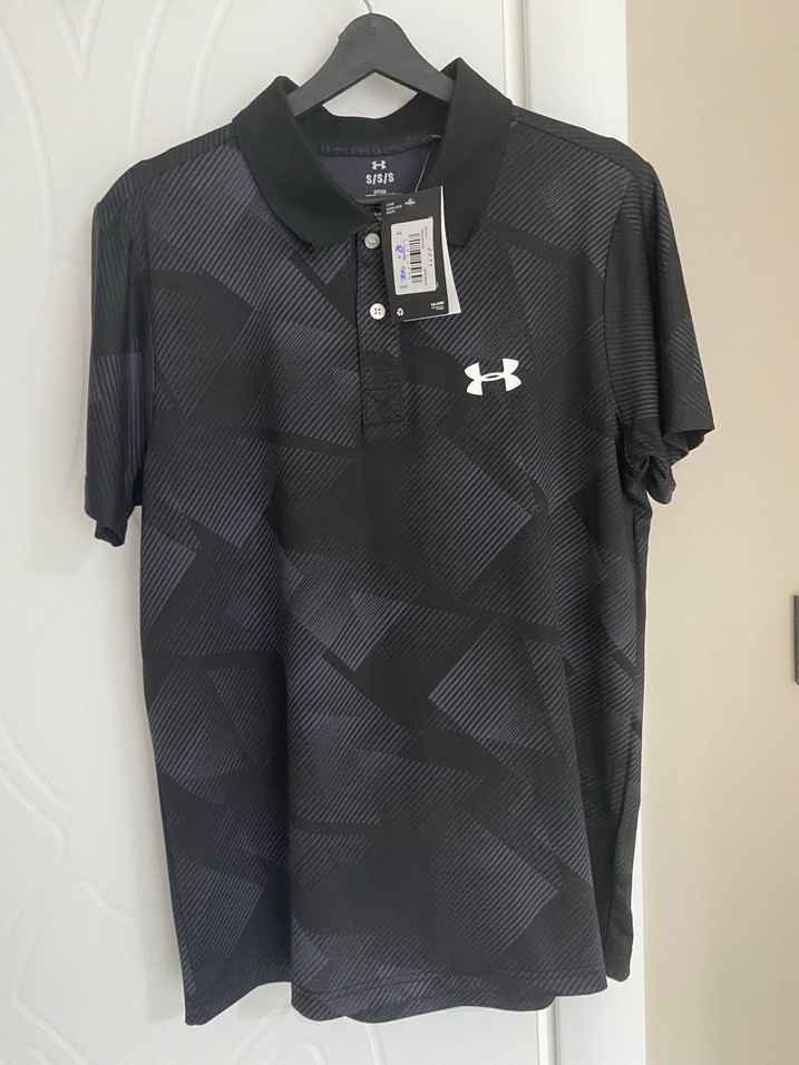 Under Armour Tişört - Görsel 2