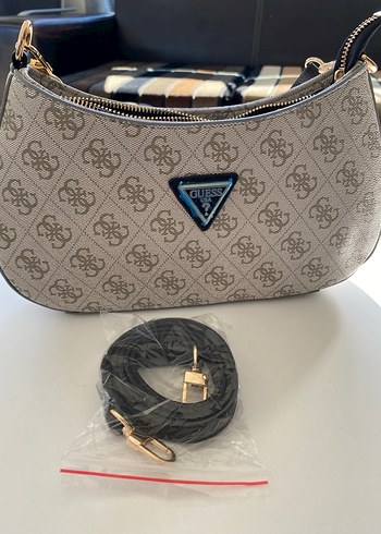 Guess Omuz Çantası - Görsel 3