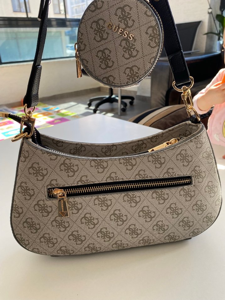 Guess Omuz Çantası - Görsel 5