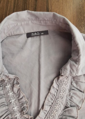 gri Nakışlı V Yaka Bluz - Görsel 3