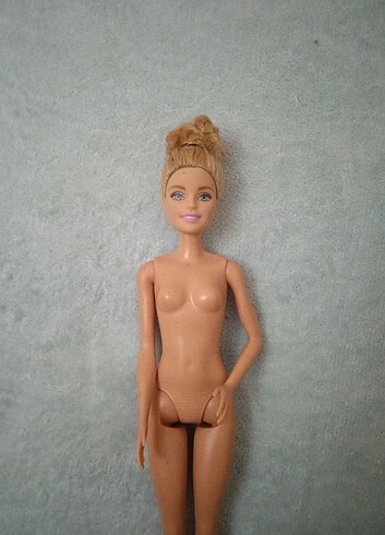  Beden Renk Barbie Bebek 
