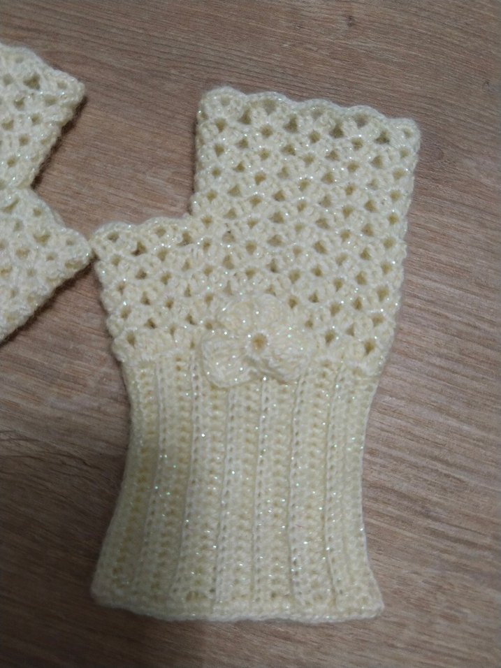 Beyaz Örgü Kadın Eldiven - Görsel 4