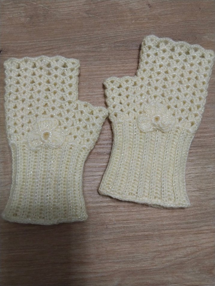 Beyaz Örgü Kadın Eldiven - Görsel 2