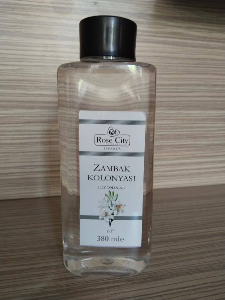 Rose City Zambak Kolonyası 380 ml - Görsel 3