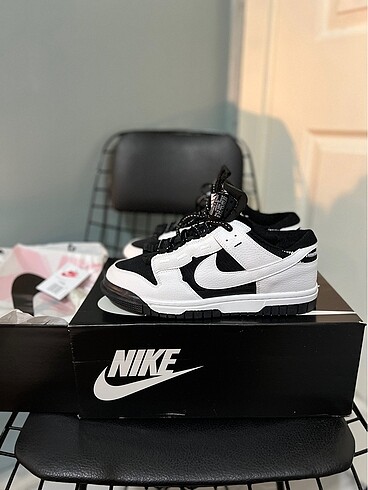 Nikr air dunk jumbo reverse panda