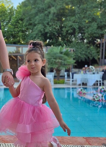 4 Yaş Beden pembe Renk Barbie abiye elbise