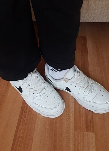 38 Beden Nike spor ayakkabı 