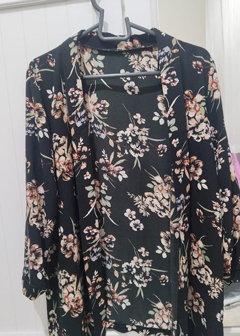 Siyah Çiçekli Bohem Kadın Kimono