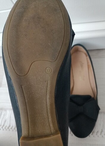 Zara Siyah babet 