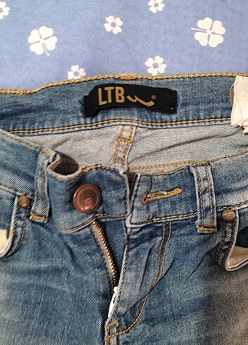 LTB Yırtık kot pantolon