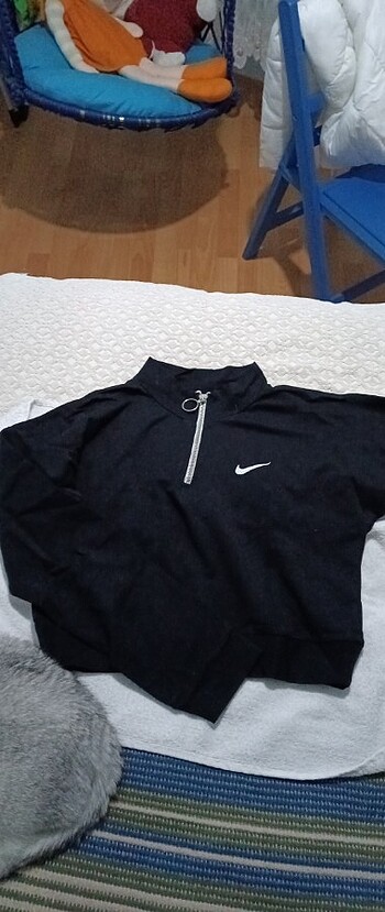 Crop sweat