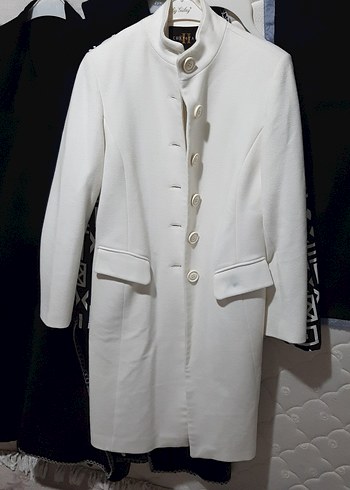Christian Lacroix 38