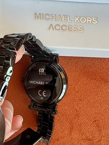  Beden siyah Renk Michael kors akıllı saat