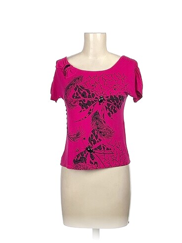 PreLoved T-shirt %70 İndirimli.