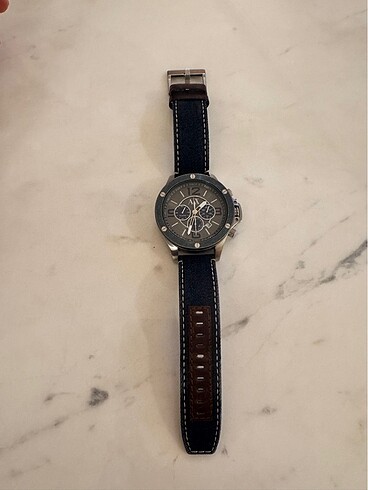 Armani Exchange Armani saat