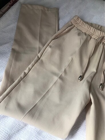 Bej pantolon