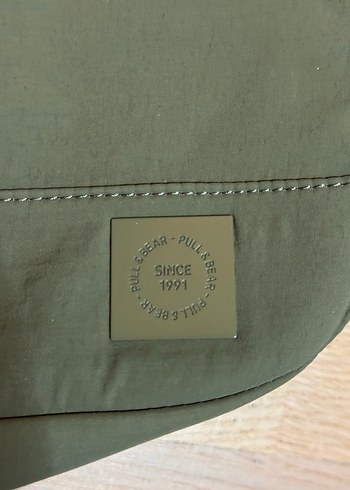 Beden Pull and Bear Haki Yeşil Kol Çantası