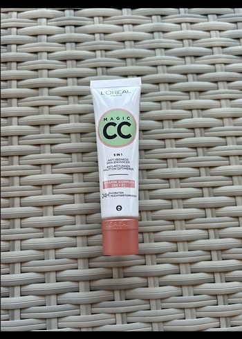 Loreal Magic CC Krem