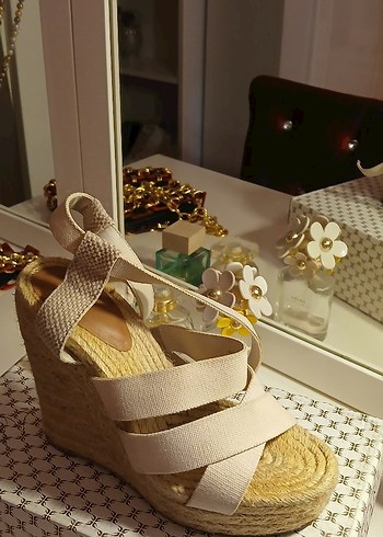 H&M hasır bantlı ayakkabı - Görsel 2