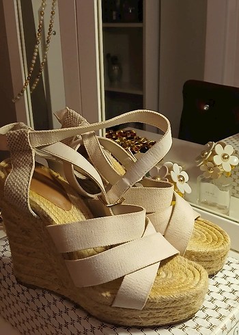 H&M hasır bantlı ayakkabı - Görsel 3