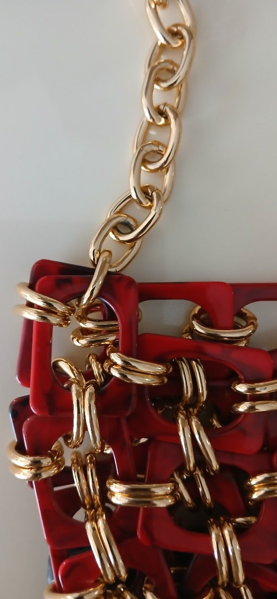 Kırmızı İşlemeli Zincir Detaylı Örgü Çanta - Görsel 5