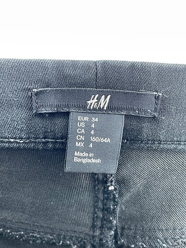 34 Beden siyah Renk H&M Skinny %70 İndirimli.