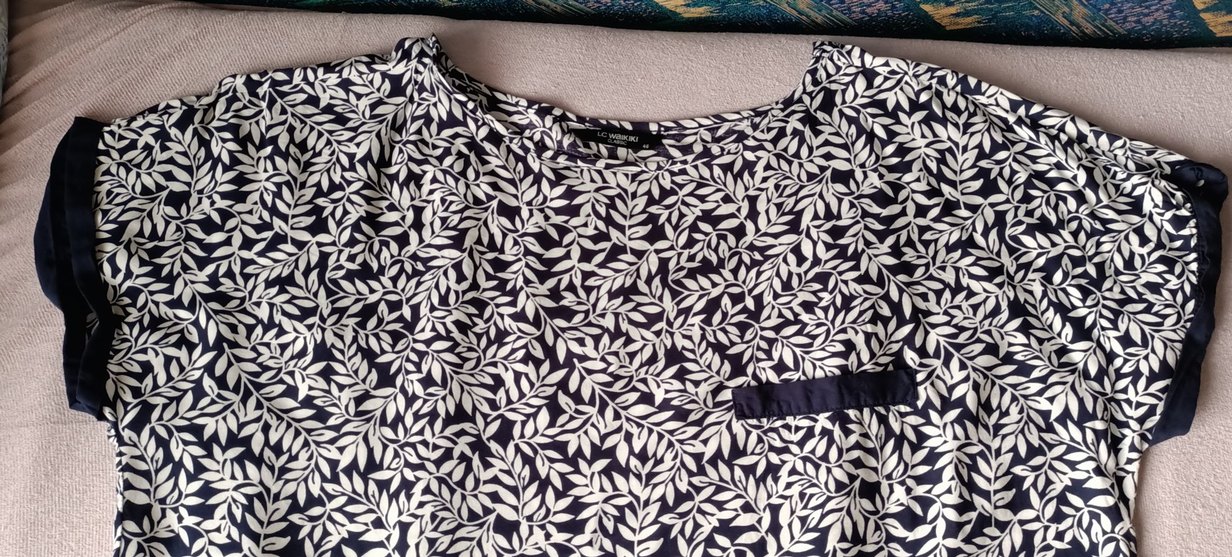 Yaprak Desenli Bluz - Görsel 2