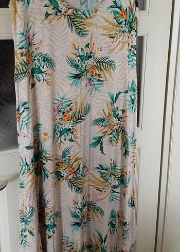 Çiçek Desenli Bohem Midi Elbise - Görsel 4