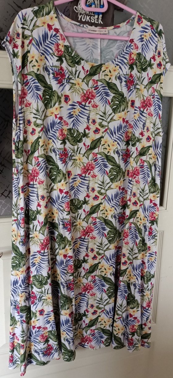 Çiçek Desenli Bohem Midi Elbise - Görsel 3