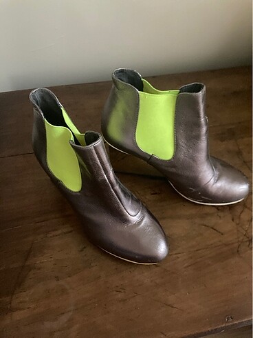37 Beden United nude marka tasarim bot