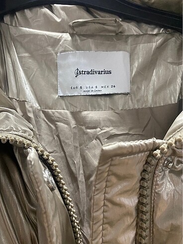s Beden Stradivarius Mont