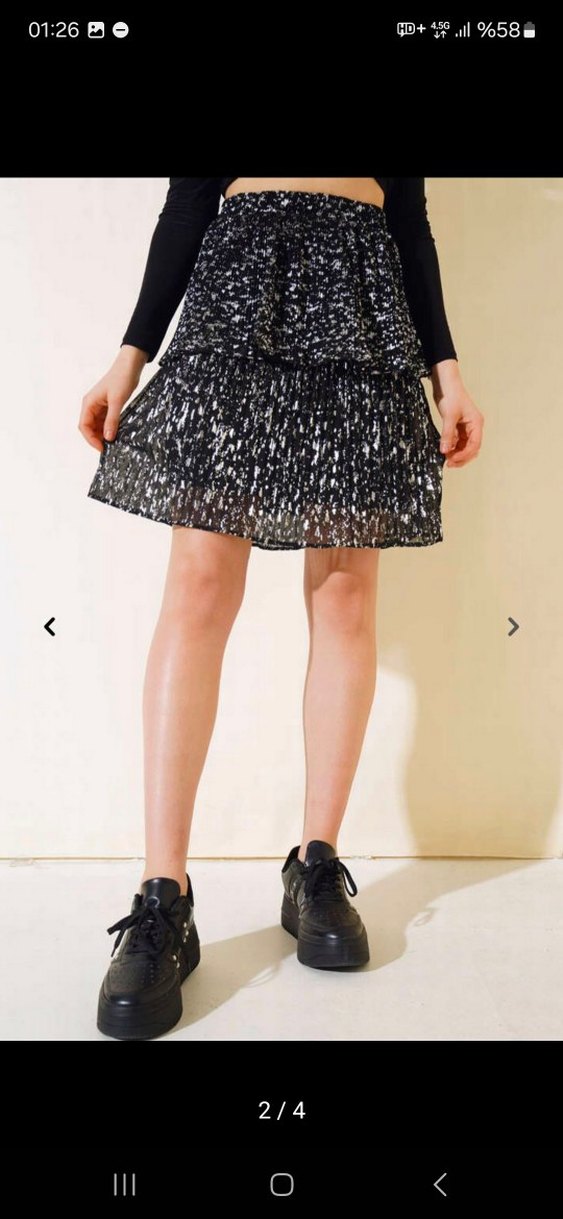 Kadın Siyah Fırfırlı Mini Etek - Görsel 2