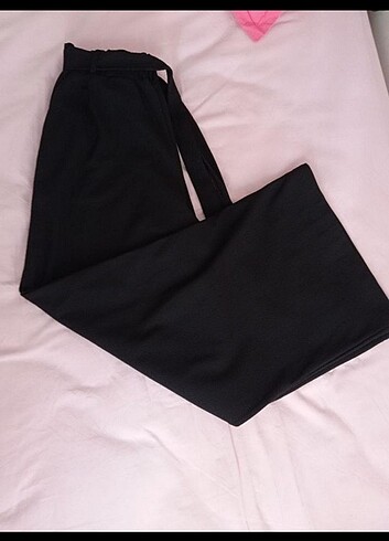 Siyah Bol Pantolon - Görsel 2