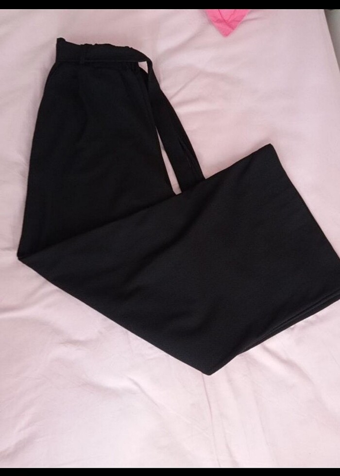 Siyah Bol Pantolon - Görsel 2