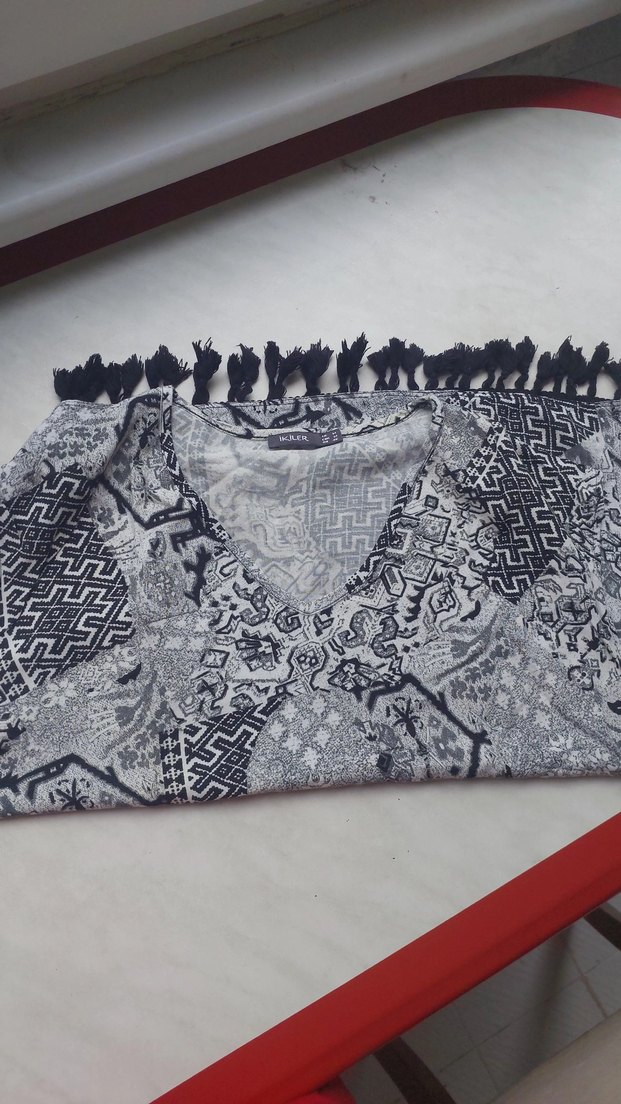 Gri Desenli Bohem V Yaka Kolsuz Tunik - Görsel 3