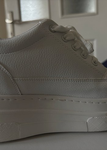 Beyaz Gizli Topuklu Kadın Spor Ayakkabı - Görsel 9